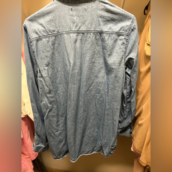 Old Navy top - Picture 3 of 3